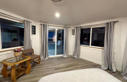 Cultus Lake House | Cabin in the woods @ Cultus Lake