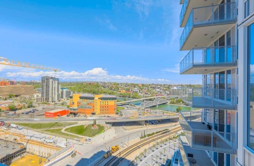 East Village Apartment | Calgary SE 4 St Apartment