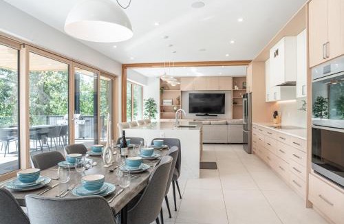 Revelstoke Ski Chalet | Camozzi Chalet by Revelstoke Vacations