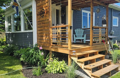 Tangier House | Camp Nova a Cozy Cedar-Clad Cottage in Scenic Tangier, Canada