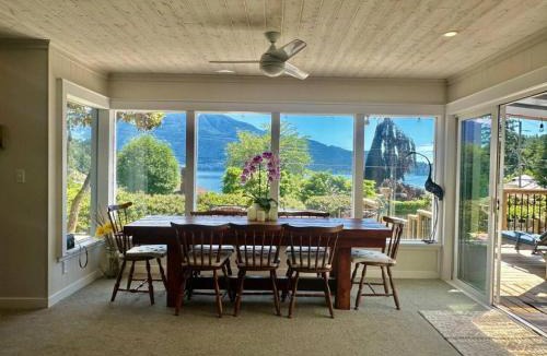 Bowen Island House | Captain Cottage