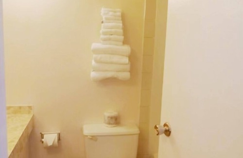 Cardston Hotel | Cardston Inn