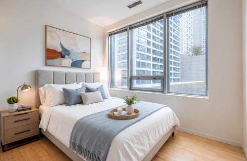 Crosstown Apartment | Central 2BR Stay Steps from Stadium, Shops and Restaurants