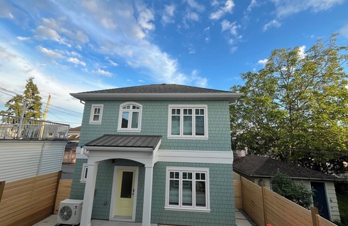 Vancouver South House | Central Vancouver Cozy new guest house. walking distance to QE park and Oakridge