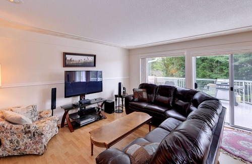 Regional District of Nanaimo House | Centrally Located 3 bedroom Vancouver Island Vacation Home