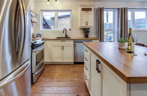 Saint-David-de-Falardeau Ski Chalet | Cerf blanc | Tavata Chalets | Valinouët