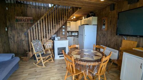 Saint-Luc-de-Bellechasse Ski Chalet | Chalet 2 étages vue sur la montagne