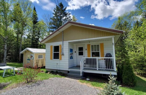 Saint-Tite-des-Caps Ski Chalet | Chalet Charlevoix - near Massif and Mont Ste-Anne!