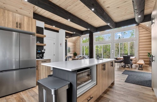 Amherst Cabin | Chalet Mozaik Kanata Tremblant