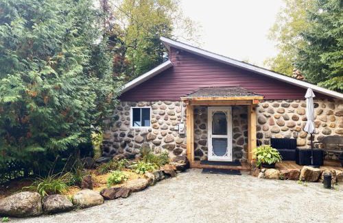 Saint Zenon Ski Chalet | Chalet Relaxant sur Lac Forêt