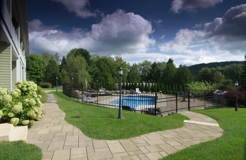 Bromont Apartment | Champlain Condo 102