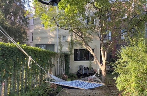 Mile End Apartment | Charming 2-bedroom apt with WiFi, AC , back yard in excellent Plateau Montréal