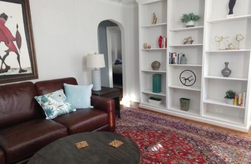 Durham House | Charming Classic Cottage 2Br