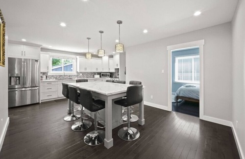 Regional District of Nanaimo House | Charming Oasis with Fenced Yard on Jingle Pot Road