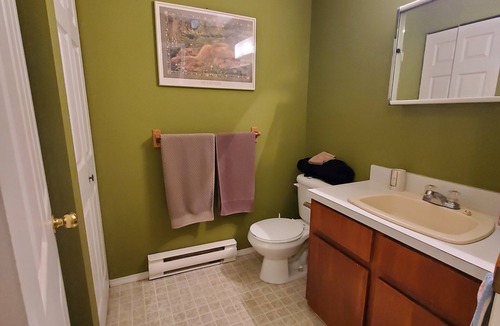 Cowichan Bay Bed & Breakfast | Charming walkout basement patio suite - ocean views.