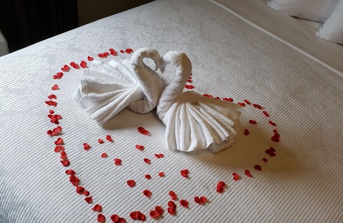 Kindersley Hotel | Chateau All Suites Hotel