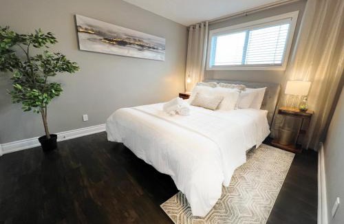 South London Apartment | Chic Stay in Wortley – Walk to Downtown & Parks