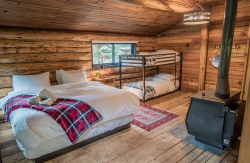 Chute Lake Resort | Chute Lake Lodge