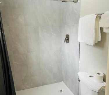 Hope Hotel | City Centre Motel II