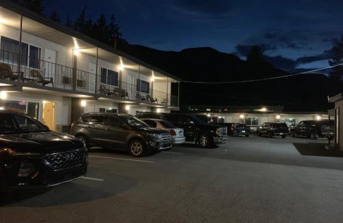 Hope Hotel | City Centre Motel older building