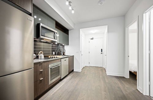 Old Town Apartment | City Haven - King & Queen Suites