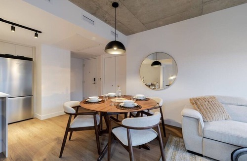 Sainte-Marie Apartment | CityGlow Montréal w/Free Parking