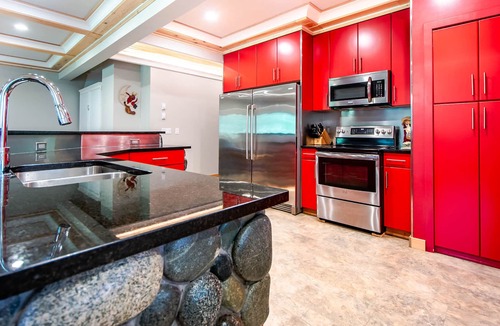 Yale Villa | Ciulla Vista in the Heart of Yale BC