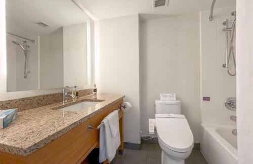 Chilliwack Proper Village West Hotel | Coast Chilliwack Hotel by APA