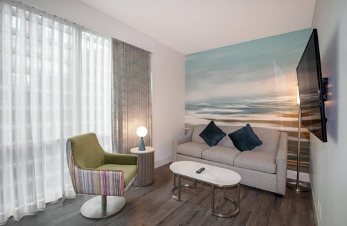 Coal Harbour Hotel | Coast Coal Harbour Vancouver Hotel by APA