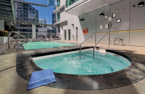 Coal Harbour Hotel | Coast Coal Harbour Vancouver Hotel by APA