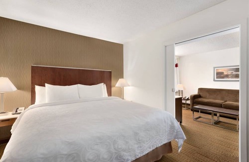 Campbell River Hotel | Coast Discovery Inn
