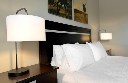 Innisfail Hotel | Coast Innisfail Hotel