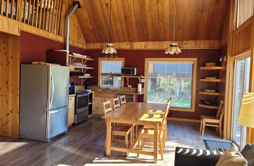 Irvines Landing Ski Chalet | Coastal Serenity Chalet