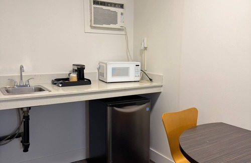 Valleyview Hotel | Coastline Motel Kamloops