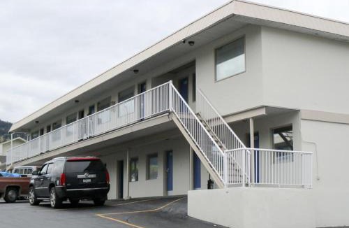 Valleyview Hotel | Coastline Motel Kamloops