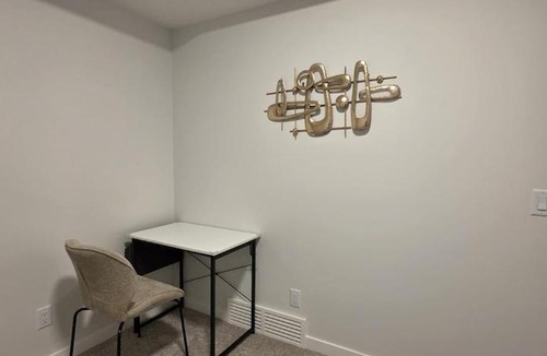 Airdrie Apartment | Cobblebrook Executive Suites