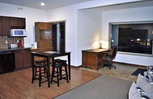 Cochrane Apartment | Cochrane’s Finest!