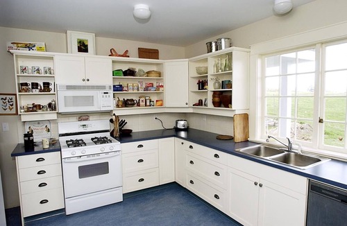 Southeast Kelowna House | Come Stay On The Farm In Our Lovingly Restored 1909 Arts And Crafts Farmhouse