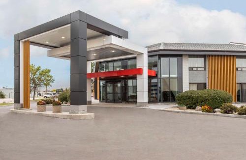 Brossard Hotel | Comfort Inn Montreal - South Brossard
