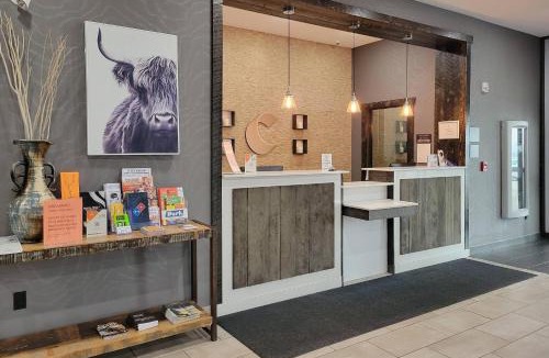 North Battleford Hotel | Comfort Inn & Suites