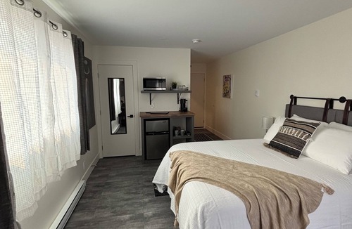 Okanagan-Similkameen Hotel | Comfort Stay Just Minutes from the Sky, Welcome to Skaha Airport Inn & Suites.