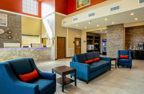 Fishkill Hotel | Comfort Suites Fishkill near Interstate 84