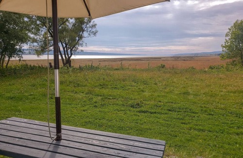Ste Anne de Beaupre Apartment | Comfortable loft by the river at Lofts Fleuve et Montagnes - 16