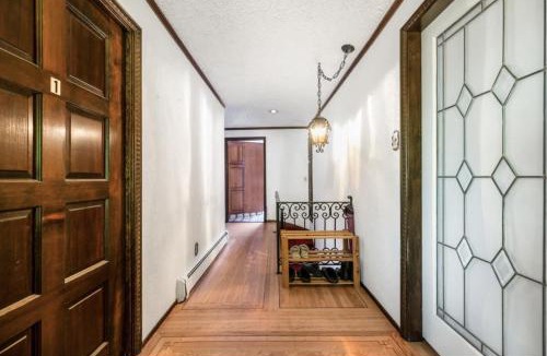 Shaughnessy House | Comfortable 1BR Stay in Central Vancouver