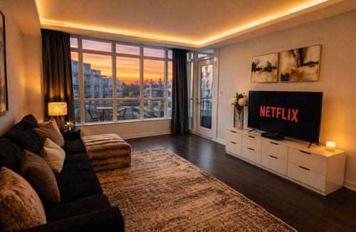 Central Waterfront Apartment | Comfortable 2BR Stay | Perfect Downtown Location | Free Parking
