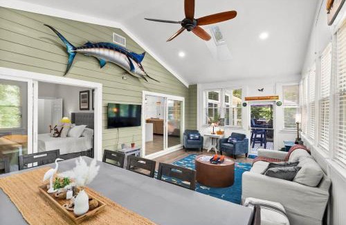 Bracey House | Copper Cove