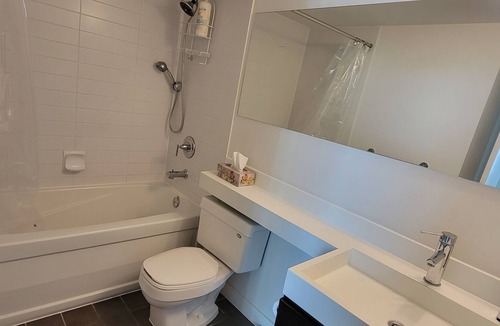 Bathurst Quay Condo | Corner Luxury Penthouse Lake/City View, Steps to CN Tower and Waterfront