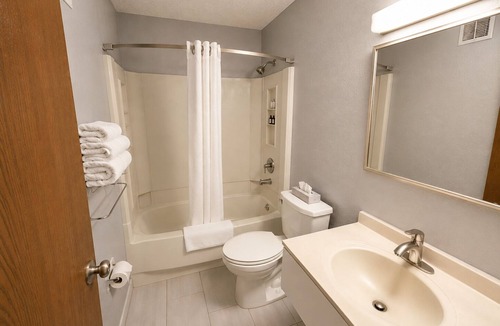 Painted Post Hotel | Corning Inn