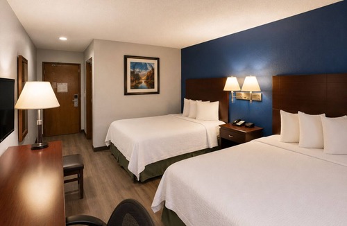 Painted Post Hotel | Corning Inn
