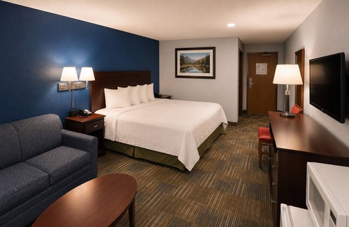 Painted Post Hotel | Corning Inn